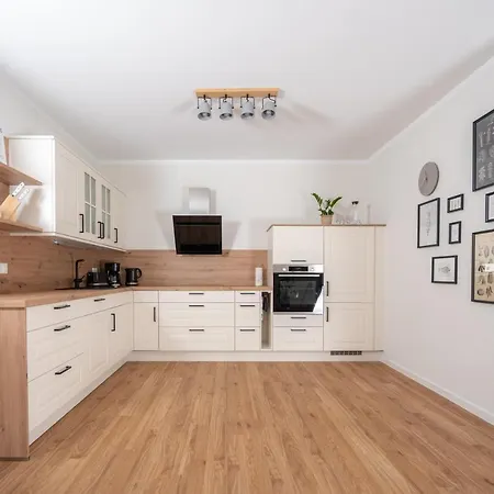 Burghof Apartment *