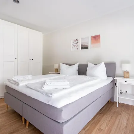 Burghof Apartment *
